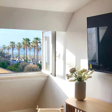 La Mansarda Sul Mare Apartment